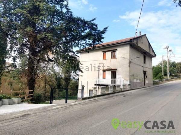 appartamento in vendita a Montecorvino Rovella in zona San Martino