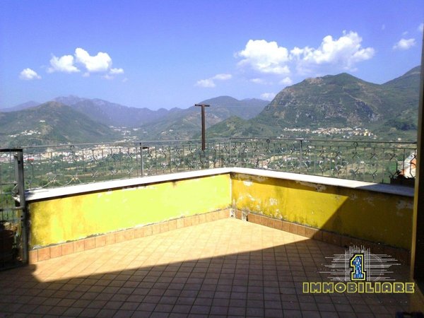 appartamento in vendita a Montecorvino Rovella in zona San Martino