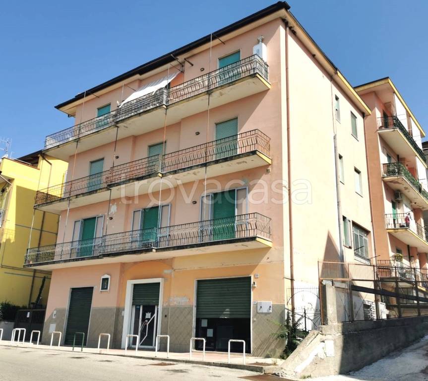 appartamento in vendita a Montecorvino Rovella in zona San Martino
