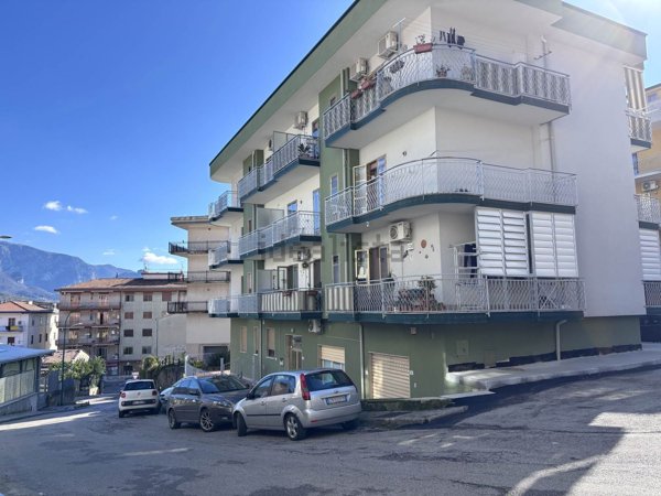 appartamento in vendita a Montecorvino Rovella in zona San Martino