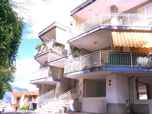 appartamento in vendita a Montecorvino Rovella in zona Pezze