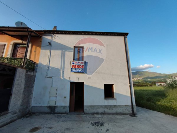 casa indipendente in vendita a Montesano sulla Marcellana