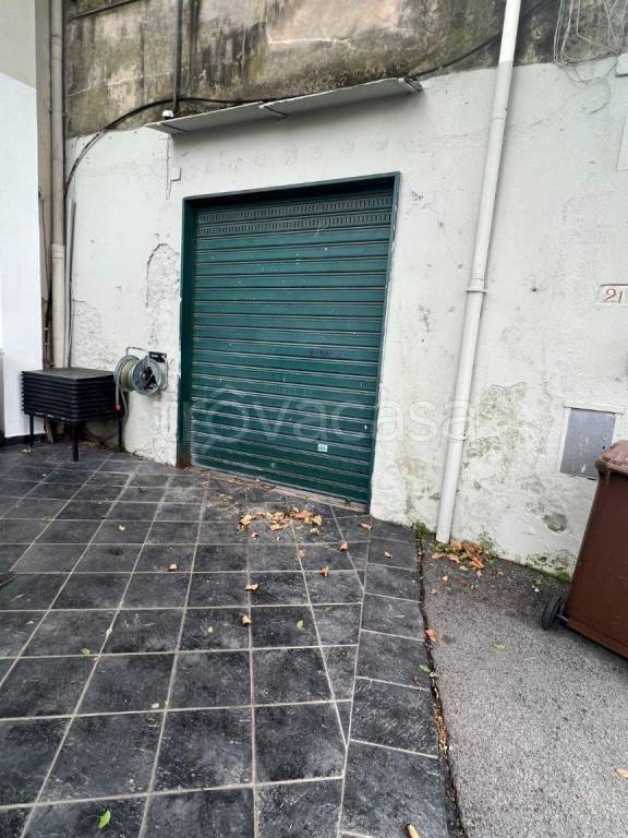 negozio in vendita a Nocera Inferiore