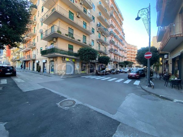 locale commerciale in vendita a Nocera Inferiore