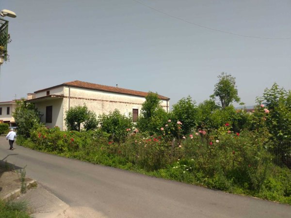 casa indipendente in vendita a Nocera Inferiore