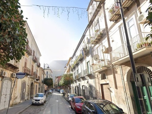 negozio in vendita a Nocera Inferiore