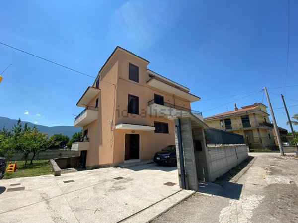 casa indipendente in vendita a Nocera Inferiore