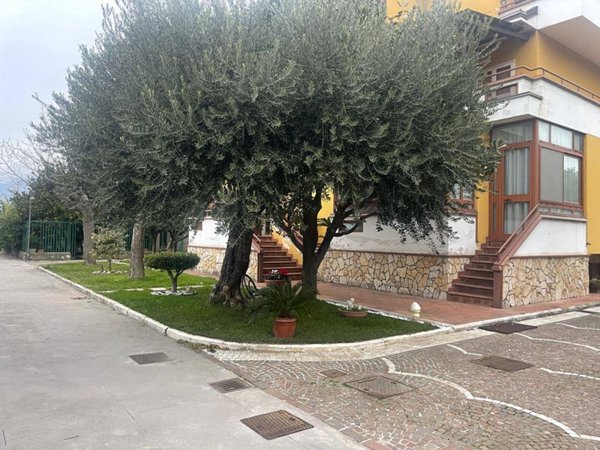 casa indipendente in vendita a Nocera Inferiore