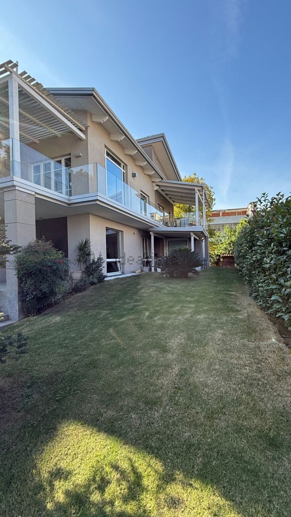 casa indipendente in vendita a Nocera Inferiore