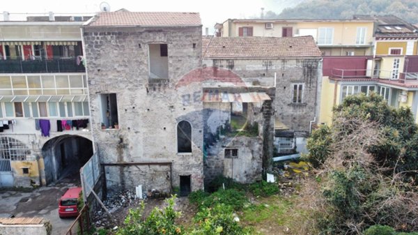 casa indipendente in vendita a Nocera Inferiore