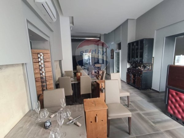 negozio in vendita a Nocera Inferiore
