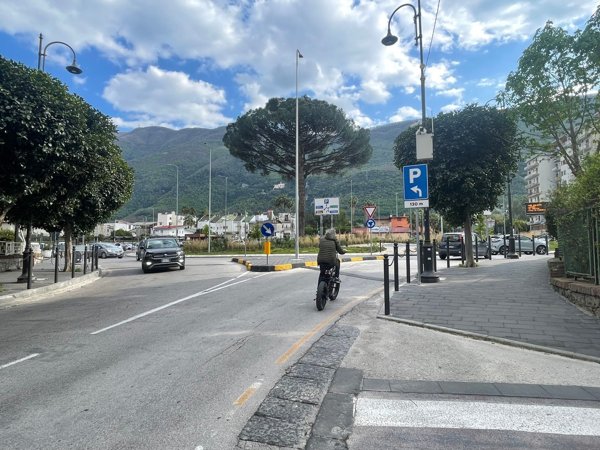 locale commerciale in vendita a Nocera Inferiore