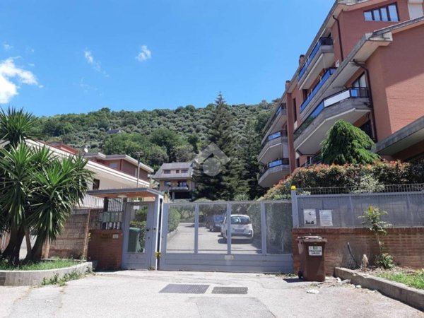 casa indipendente in vendita a Nocera Inferiore
