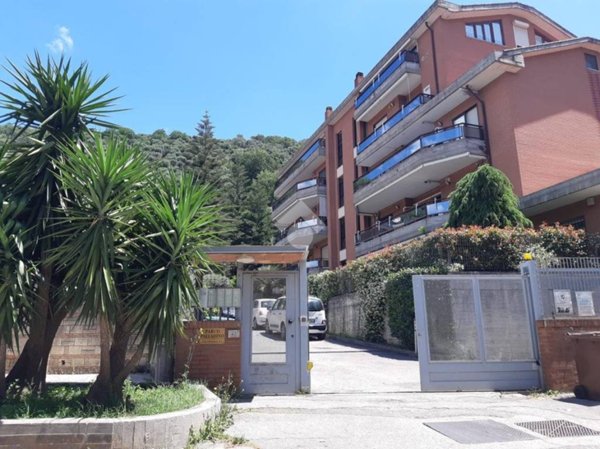 casa indipendente in vendita a Nocera Inferiore