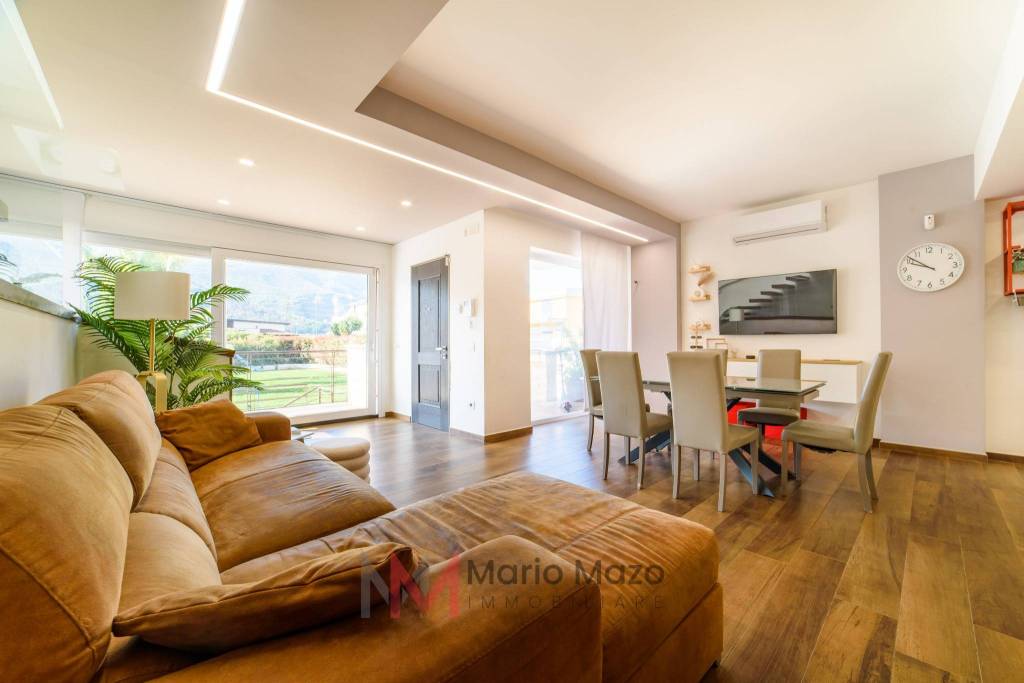 casa indipendente in vendita a Nocera Inferiore