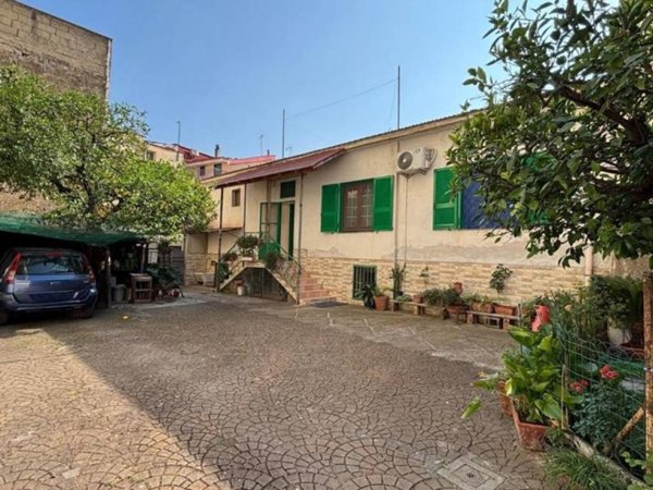 casa indipendente in vendita a Nocera Inferiore