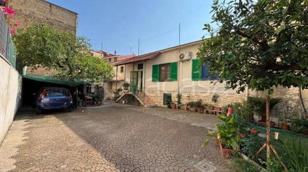 casa indipendente in vendita a Nocera Inferiore
