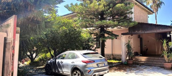 casa indipendente in vendita a Nocera Inferiore