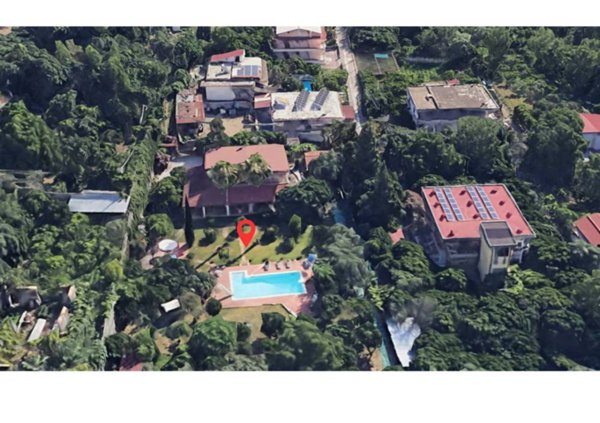 casa indipendente in vendita a Nocera Inferiore