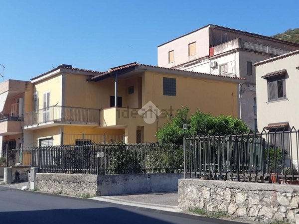 casa indipendente in vendita a Nocera Inferiore