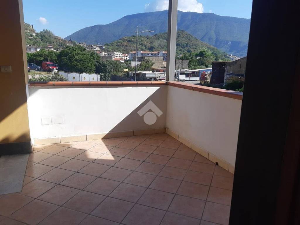 casa indipendente in vendita a Nocera Inferiore