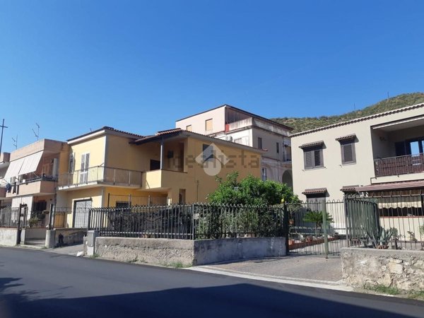casa indipendente in vendita a Nocera Inferiore