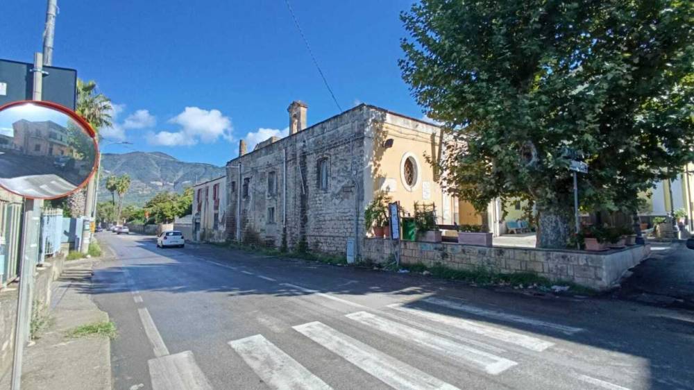 casa indipendente in vendita a Nocera Inferiore