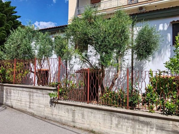casa indipendente in vendita a Nocera Inferiore