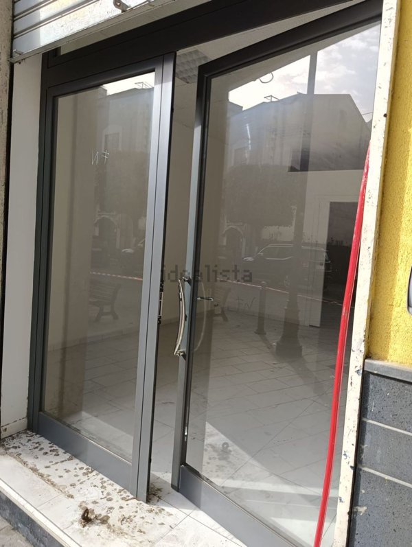 locale commerciale in vendita a Nocera Inferiore