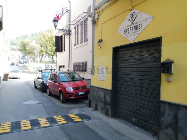 negozio in vendita a Nocera Inferiore