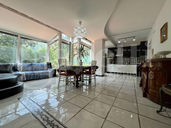 casa indipendente in vendita a Nocera Inferiore