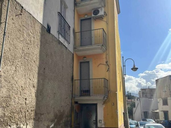 negozio in vendita a Nocera Inferiore