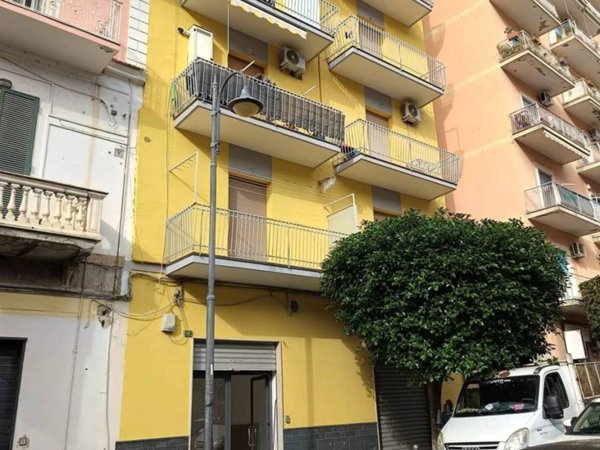 negozio in vendita a Nocera Inferiore