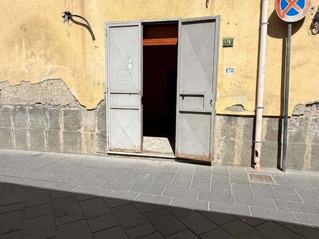 negozio in vendita a Nocera Inferiore