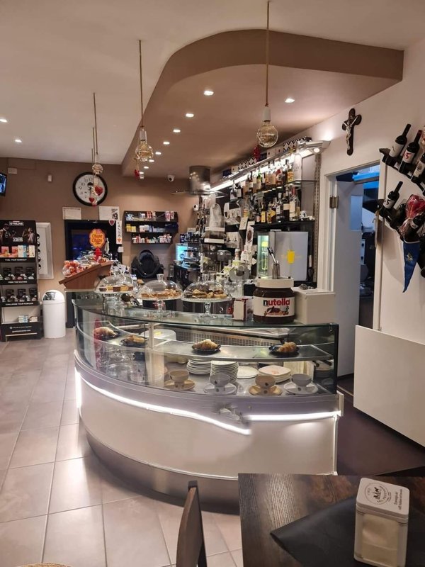 negozio in vendita a Nocera Inferiore