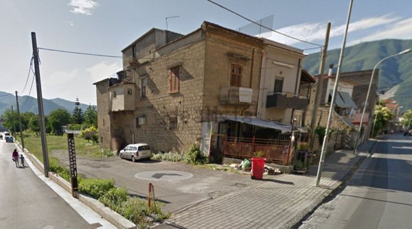 esavano in vendita a Nocera Inferiore