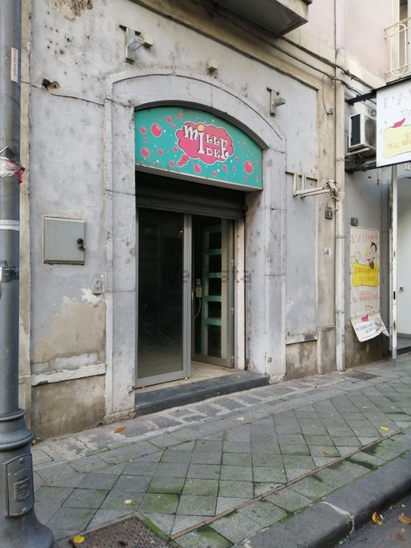 locale commerciale in vendita a Nocera Inferiore