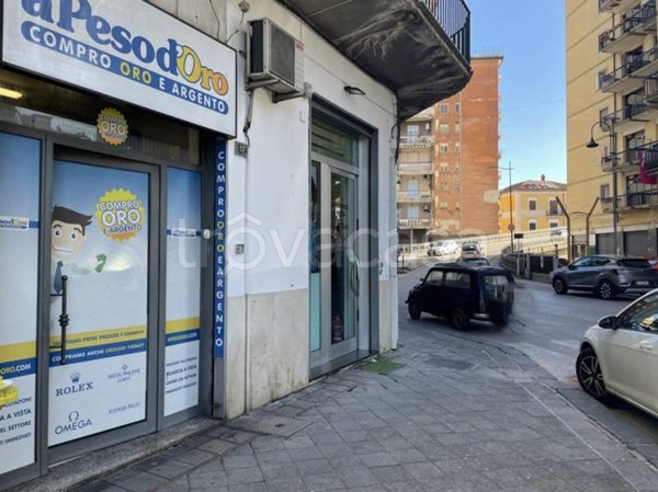 negozio in vendita a Nocera Inferiore