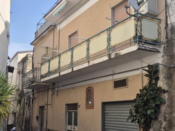 casa indipendente in vendita a Nocera Inferiore