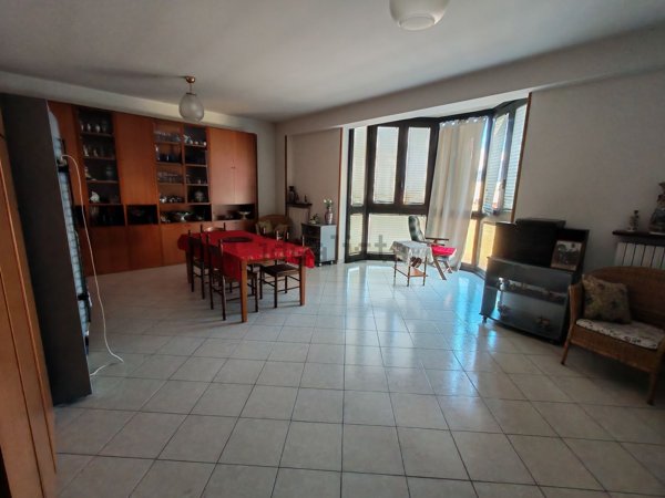 casa indipendente in vendita a Nocera Inferiore