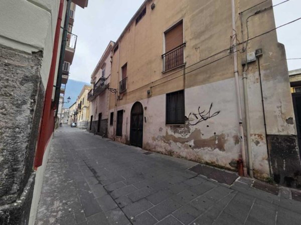 casa indipendente in vendita a Nocera Inferiore