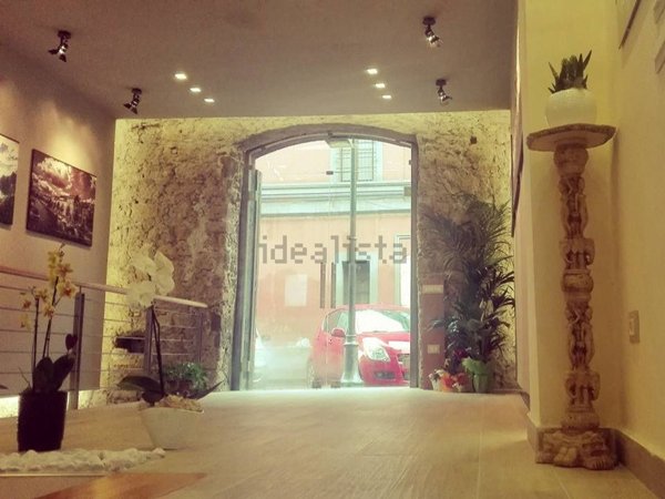 locale commerciale in vendita a Nocera Inferiore