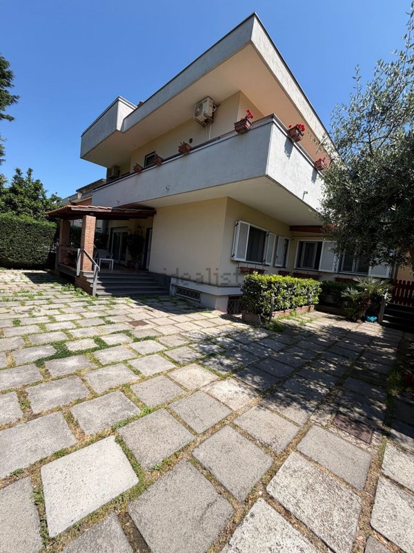 casa indipendente in vendita a Nocera Inferiore
