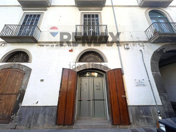 locale commerciale in vendita a Nocera Inferiore