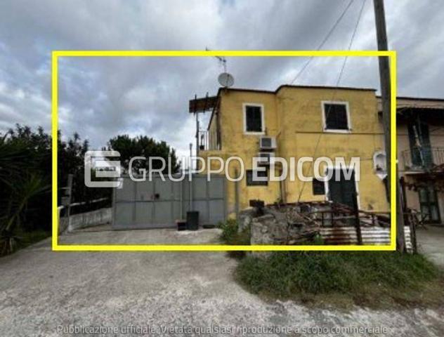 casa indipendente in vendita a Nocera Inferiore