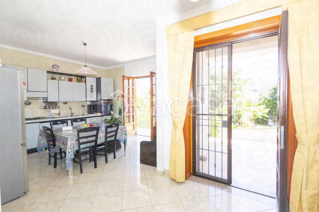 casa indipendente in vendita a Nocera Inferiore