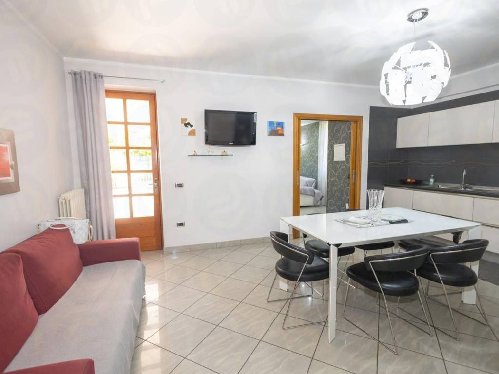 casa indipendente in vendita a Nocera Inferiore
