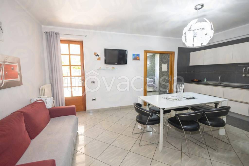 casa indipendente in vendita a Nocera Inferiore