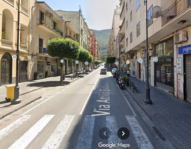 locale commerciale in vendita a Nocera Inferiore