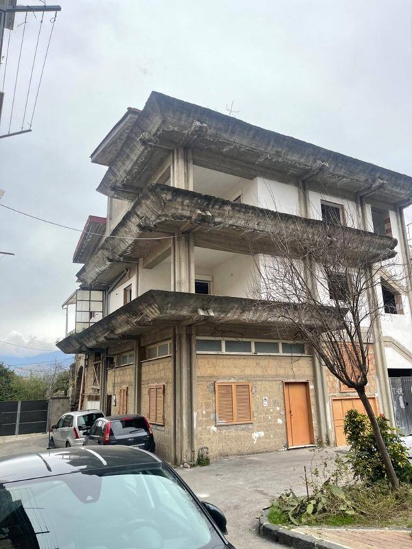 casa indipendente in vendita a Nocera Superiore